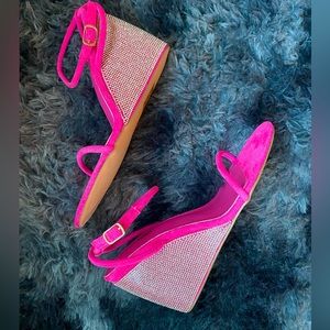 Hot pink rhinestone wedges NWB